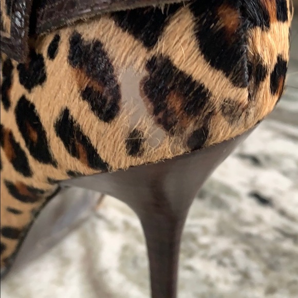 GUESS Leopard Print Pony Hair Bootie - Picture 8 of 9